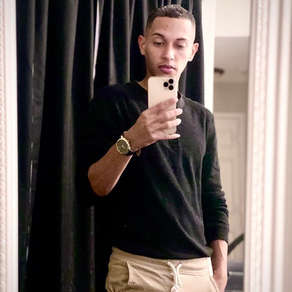 Meet your Posher, Daniel - Picture 1 of 1